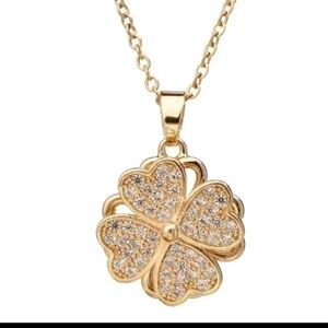 Rotating Four-Leaf 🍀Clover Heart Rhinestone Bling Pendant Necklace